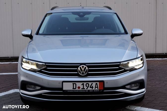 Volkswagen Passat Variant 2.0 TDI SCR DSG Business - 1