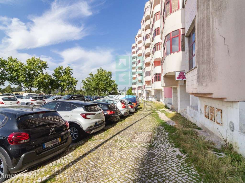 Apartamento T2 em Santa Iria da Azóia-28