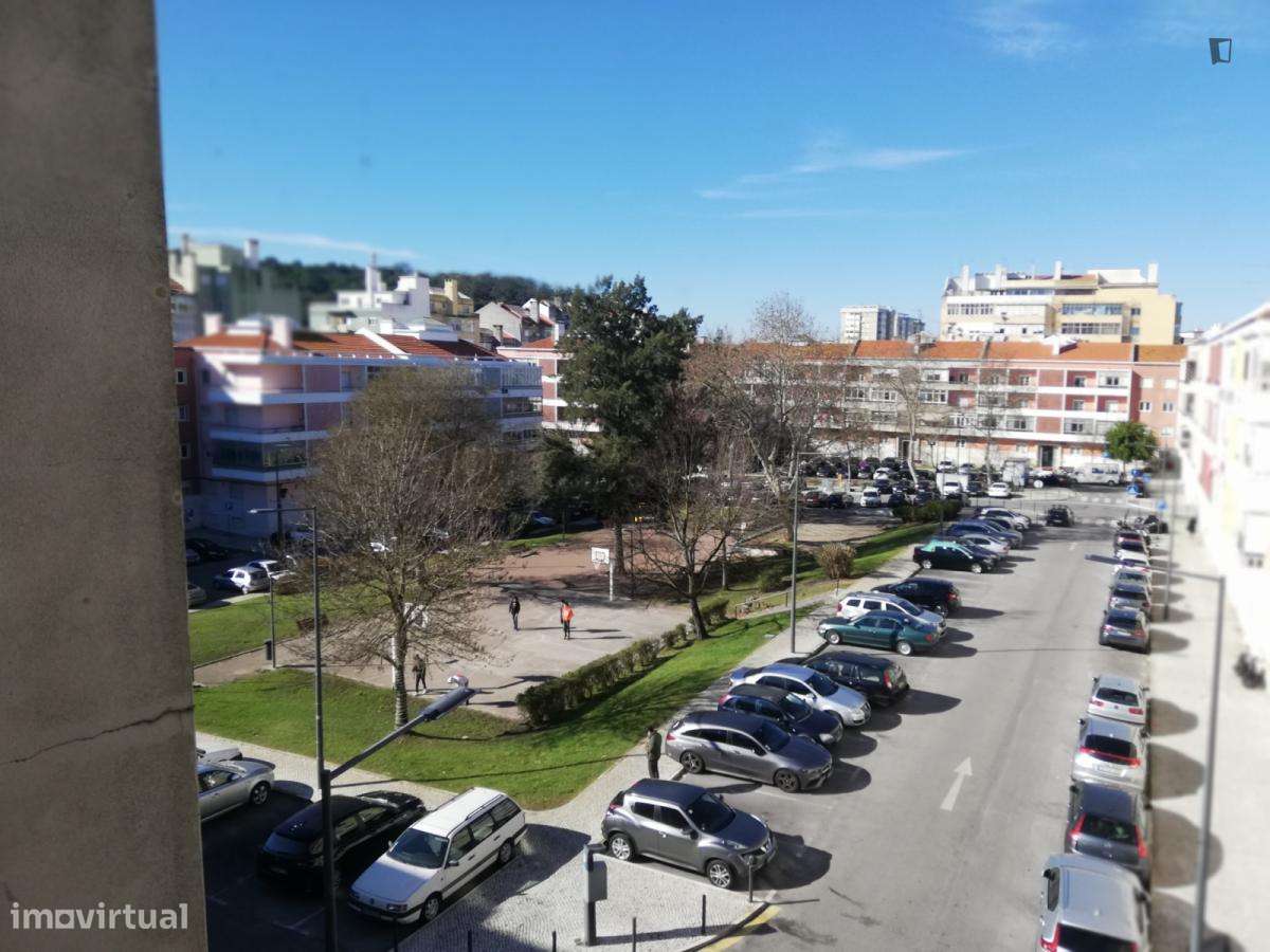 Apartamento com 1 quartos - localizado em Benfica Lisbon - Grande imagem: 3/10