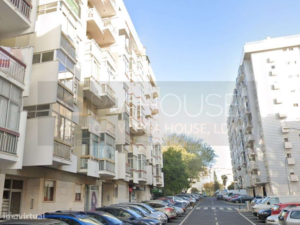 Apartamento T2 Oeiras Rua Antonio Sergio N10 1 Esq