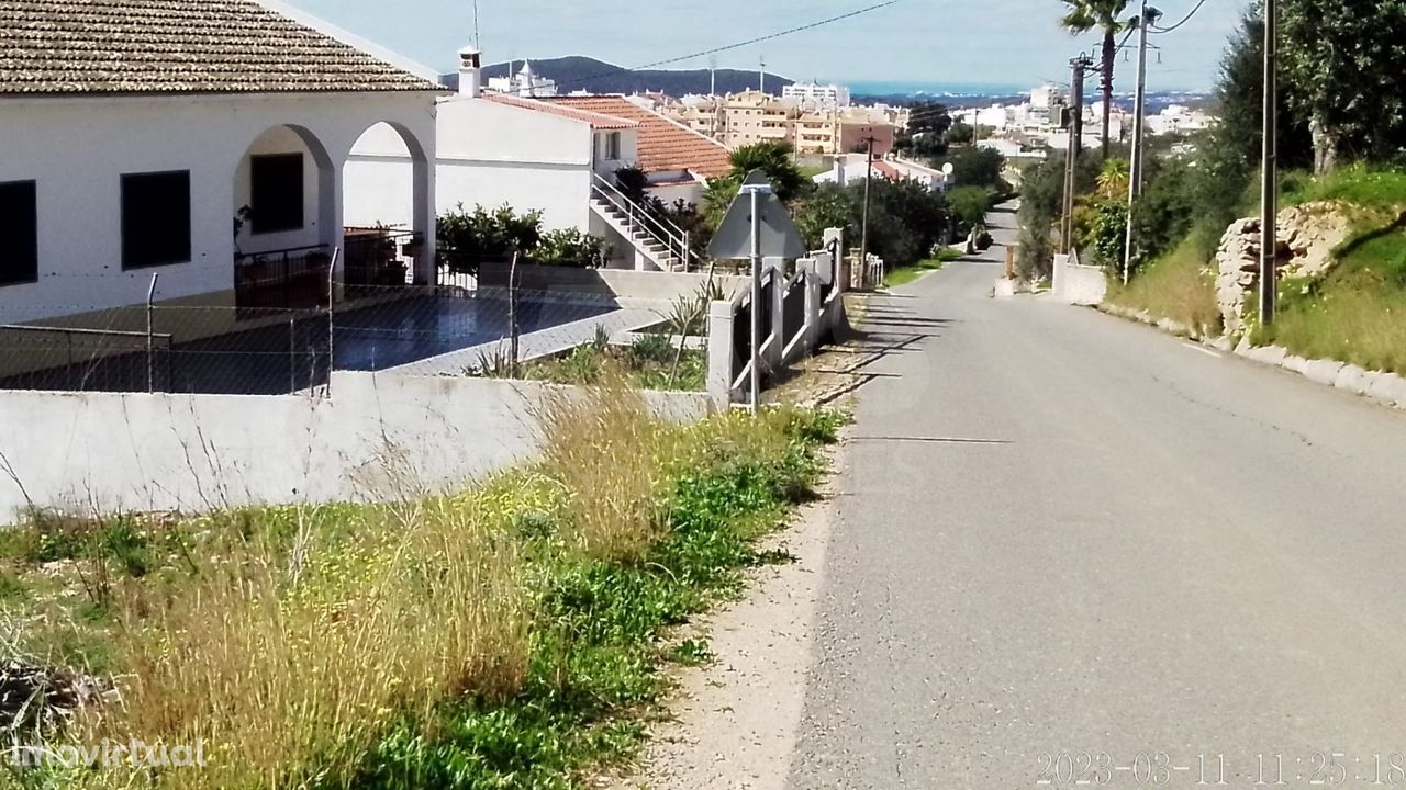 Lote de Terreno Rústico no Centro de Loulé.