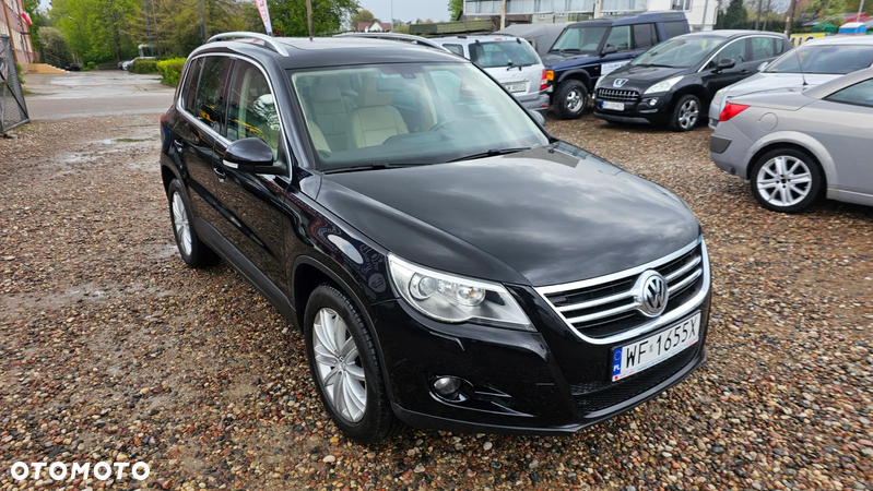 Volkswagen Tiguan 2.0 TDI 4Mot Perfectline R-Style DSG - 4