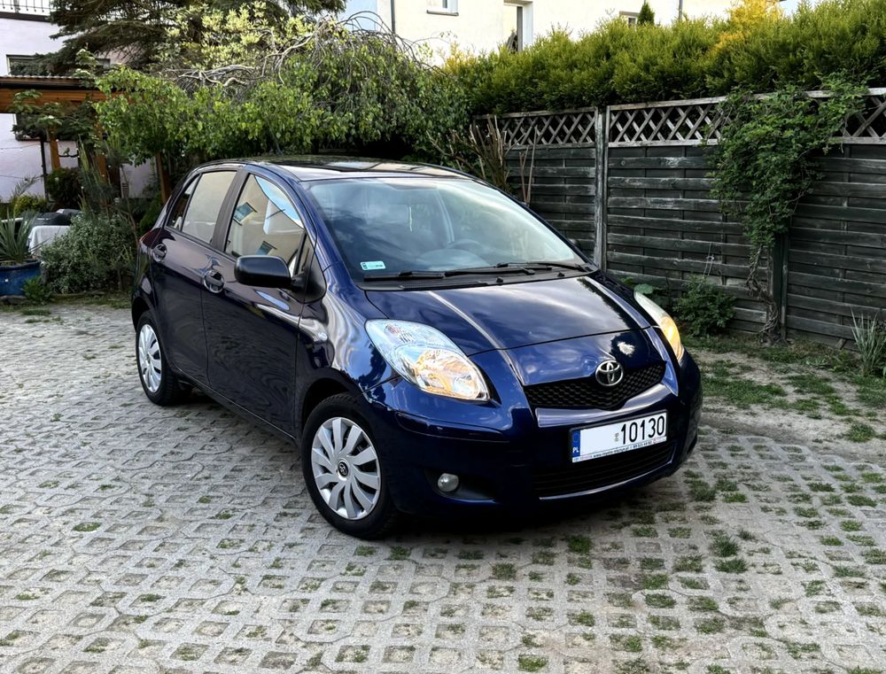 Toyota Yaris II 1.33 Luna 2009