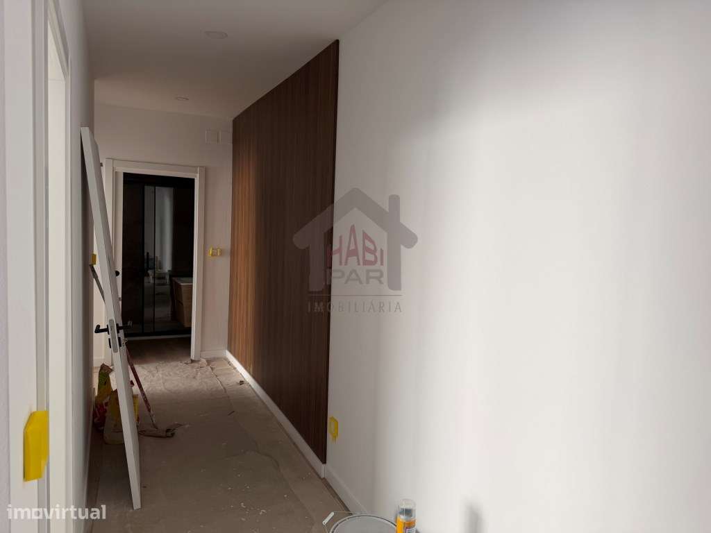 Excelente Moradia T3+1 Centro de Benavente-29