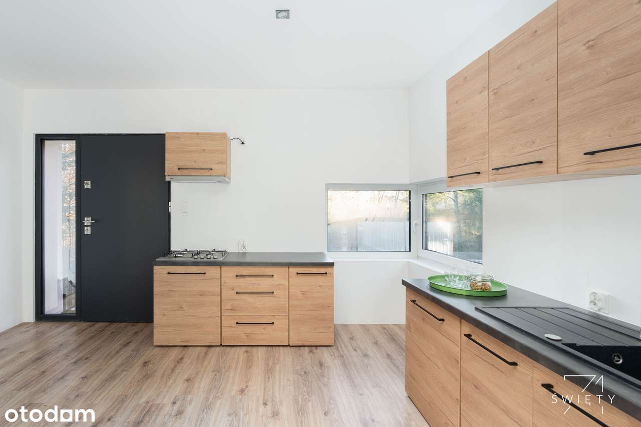 Dom w sercu lasu z widokiem na jezioro-7