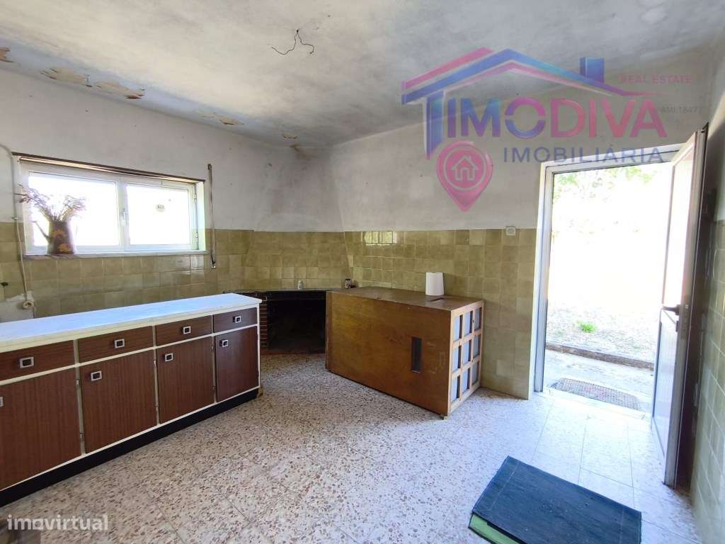 Moradia T3 Isolada com 1.000 m² de terreno e vistas deslumbrantes, ...-31