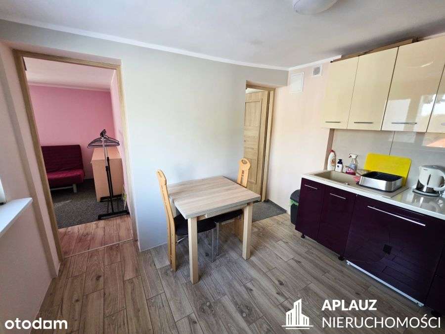 Dom z pokojami na wynajem w super lokalizacji, Kar-16