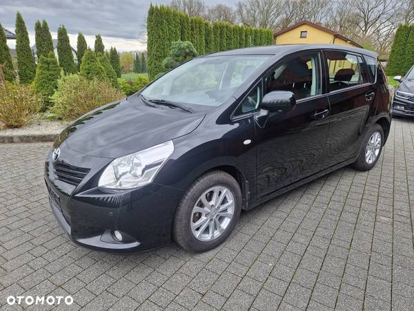 Toyota Verso 2.0 D-4D Luna 7os - 12