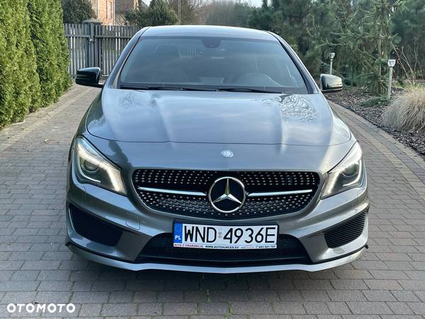 Mercedes-Benz CLA 200 AMG Line - 25