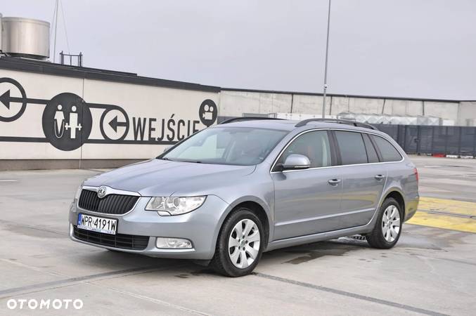 Skoda Superb 1.6 TDI Elegance - 2