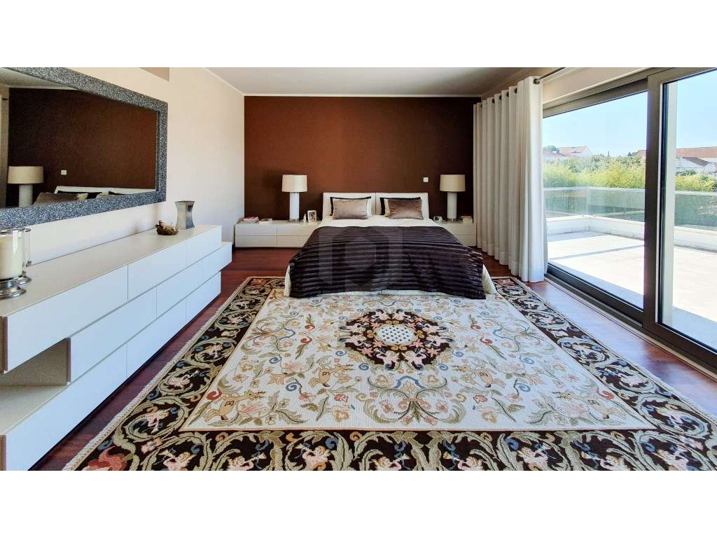 Moradia T5 Contemporânea na Arrábida - Elegância, Conforto e Exclus...-34