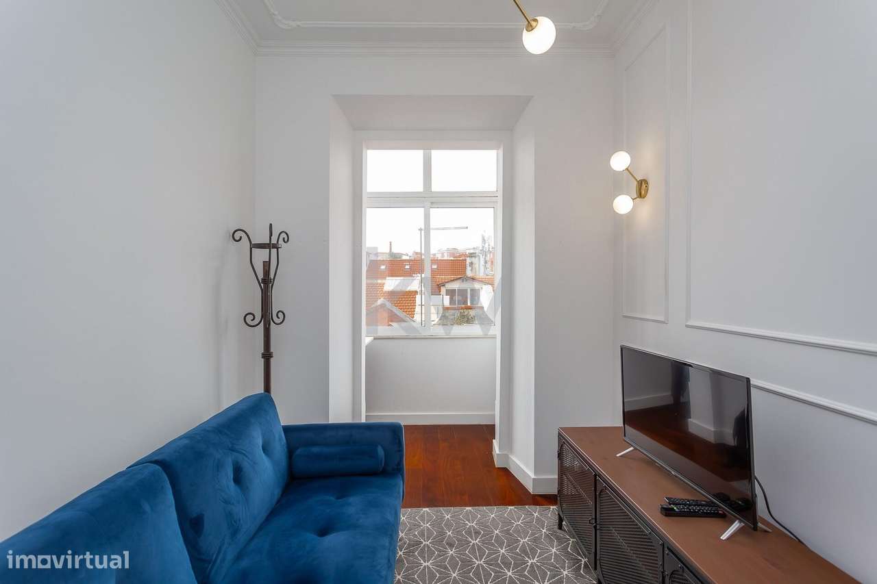 Apartamento T2, ideal para investimento ou habitação. - Grande imagem: 1/28