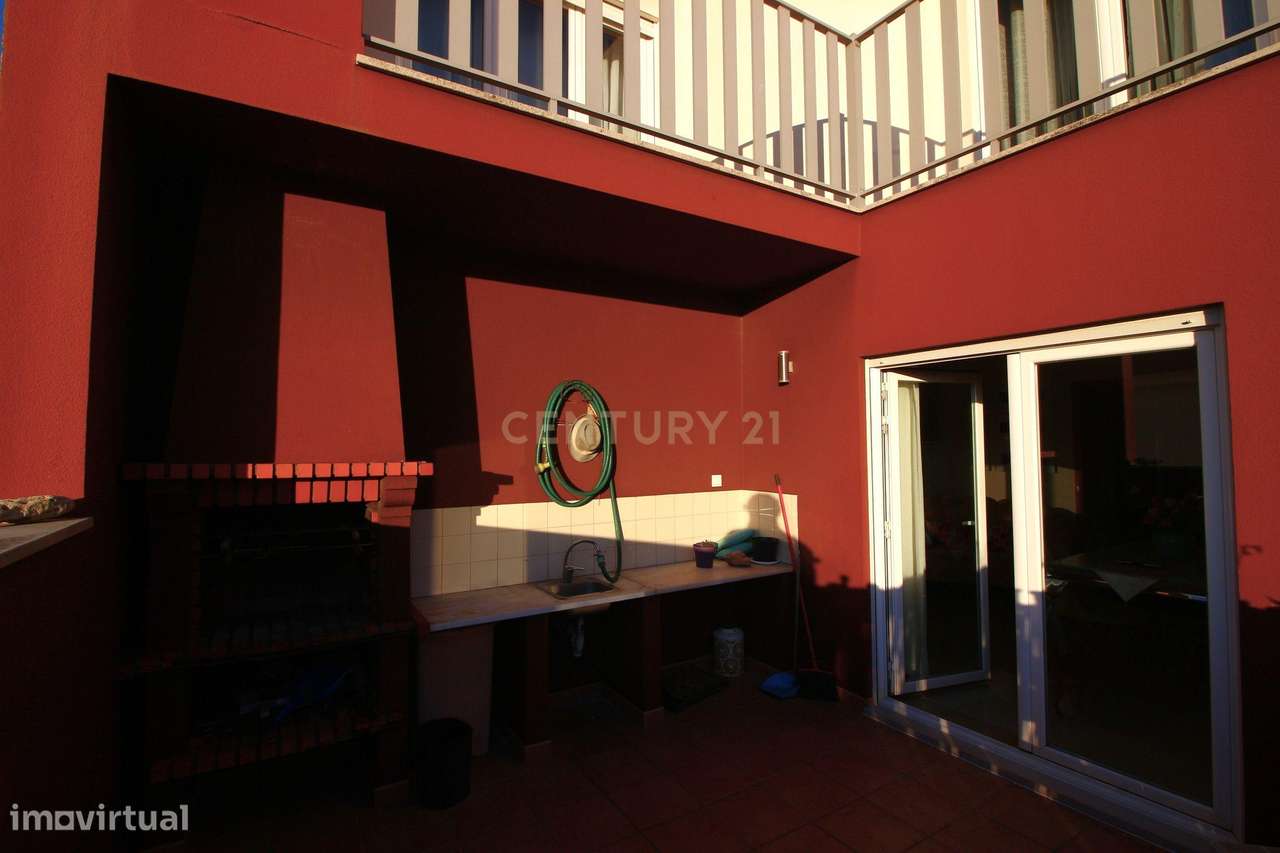 Moradia V4 em Torres Vedras, 566m2 ,vistas excecionais, qualidade e co-28