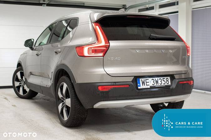 Volvo XC 40 T3 Momentum Pro - 8