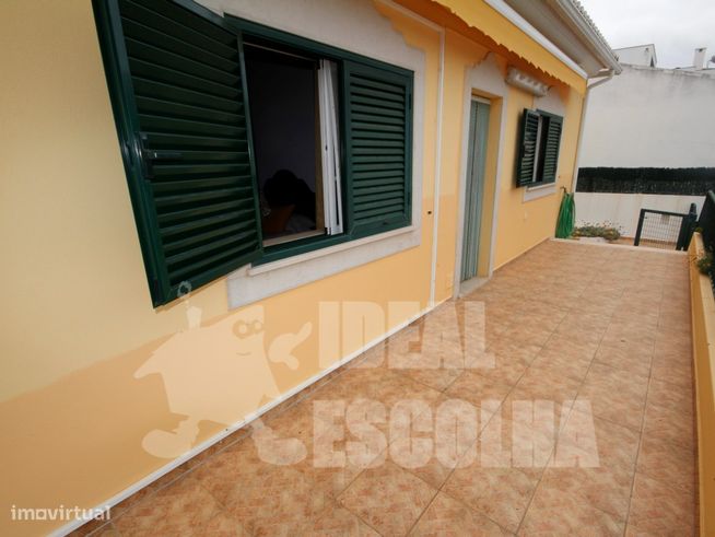 MORADIA V4 ALVOR 1200 000€-6