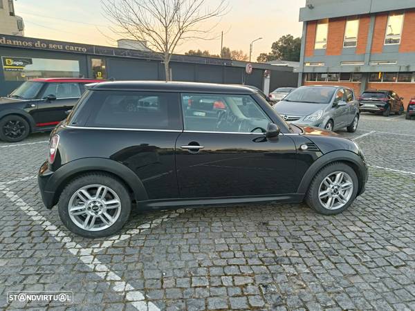 MINI One D Blackyard - 10