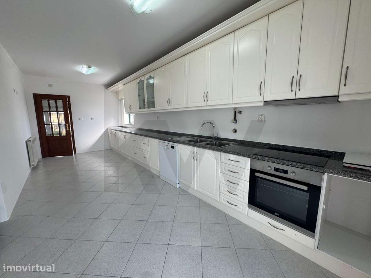 Moradia T4 +1 Para vender  na Urbanização da Misericórdia- Viseu-9