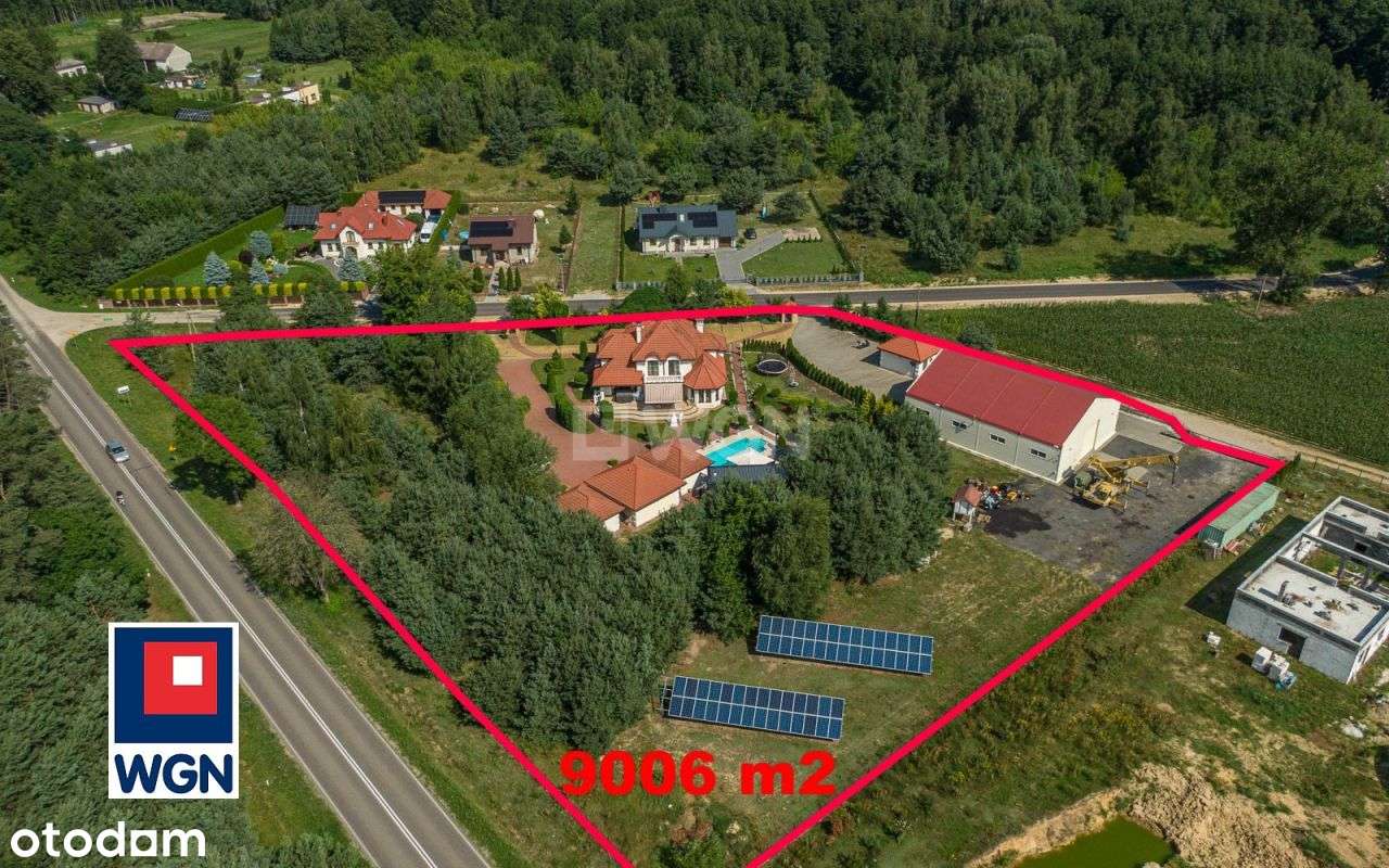 Luksus i funkcjonalność w otoczeniu natury – dom z basenem.-0