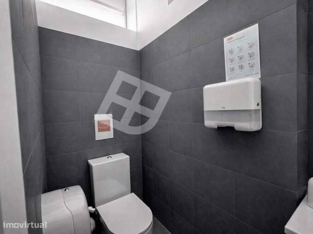 Armazém na Zona Industrial - Aveiro - Grande imagem: 5/22