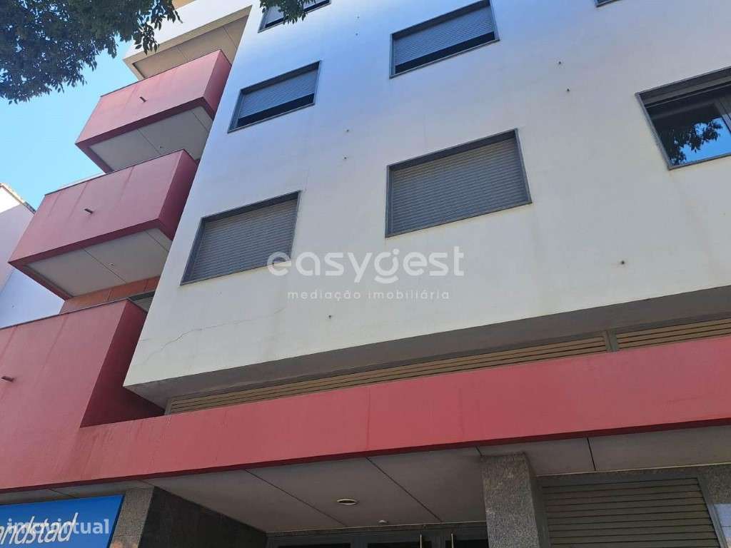 Apartamento de 176mts2, tipologia T3 com terraço na Baixa Setubalense. - Grande imagem: 2/15