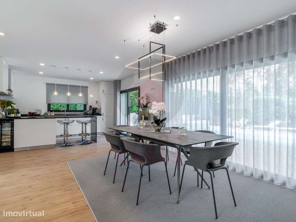 Moradia Contemporânea no Nadadouro com Piscina Aquecida, Bungalow I...-9