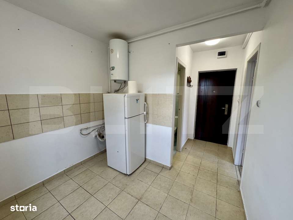 Vand garsoniera, aproape de Spitalul Judetean si UMF - Imagine principală: 3/6