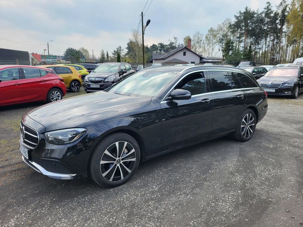Mercedes-Benz E W213 300 de 4Matic 9G-TRONIC Exclusive 2021