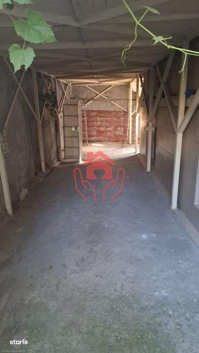 GARA DE NORD (Spitalul Witting)- 2 apartamente, 6 camere, vila solida-12
