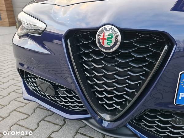 Alfa Romeo Giulia 2.0 Turbo 16V AT8-Q4 Veloce Ti - 13