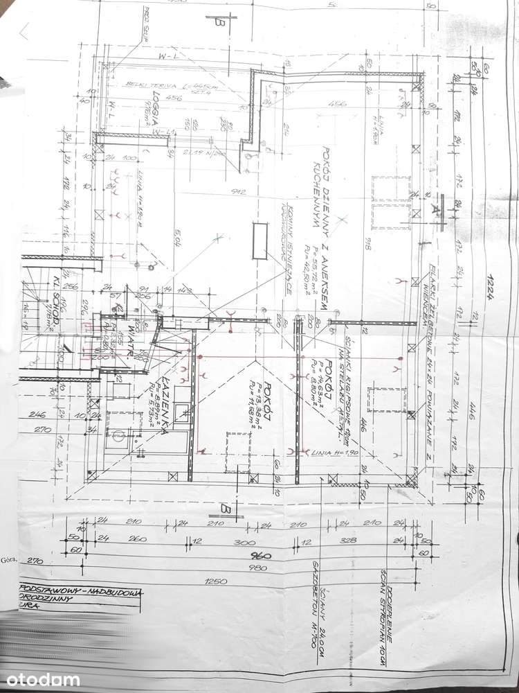 Tani w utrzymaniu dom z warsztatem samochodowym-18