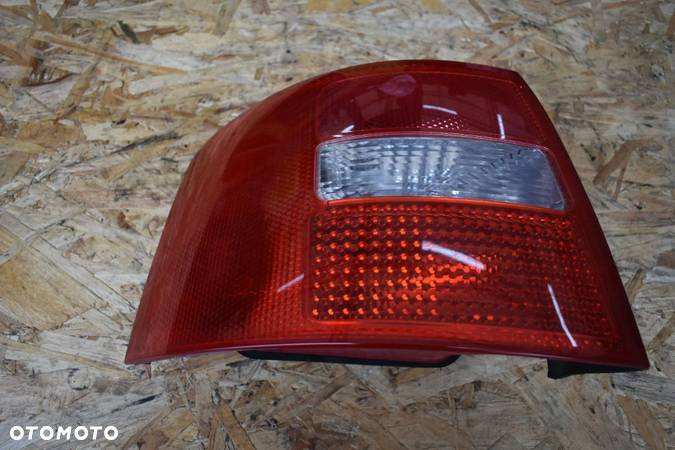 LAMPA TYŁ LEWA AUDI A6 C5 ORYGINAŁ 4B9945095F - 3