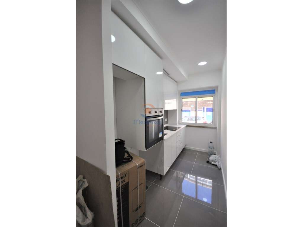 T1 na Damaia, Amadora | Em remodelação total - Grande imagem: 4/8