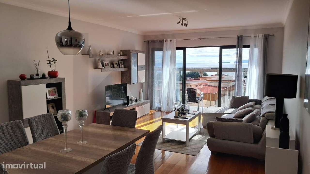 Apartamento T2 com Vista Mar e Varandas em Santa Cruz – Conforto e Qua - Grande imagem: 5/40