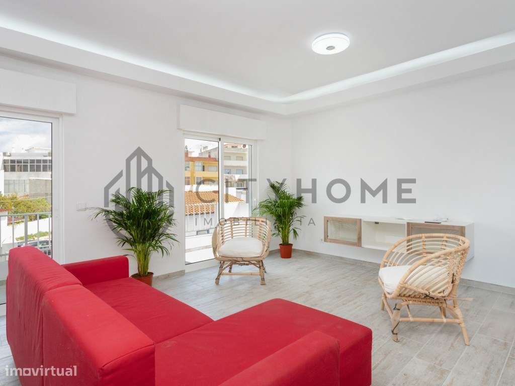 Apartamento T2 Renovado - Grande imagem: 2/26