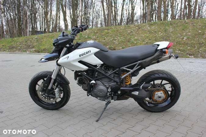 Ducati Hypermotard - 10