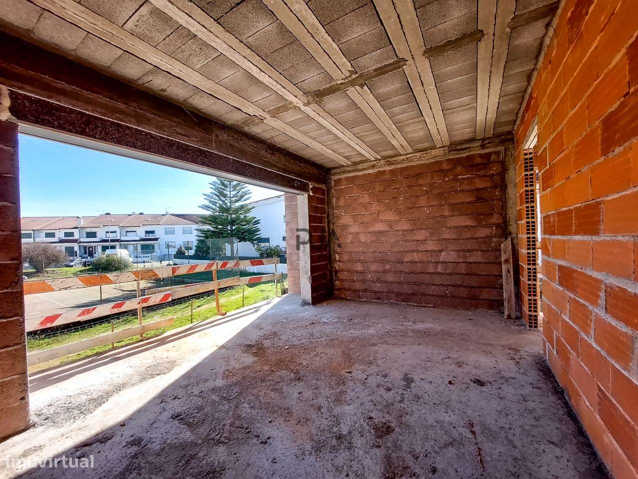 Moradia Geminada T3 em Fragosela, Viseu-8