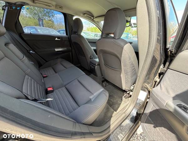 Volvo V50 2.4i Momentum - 8