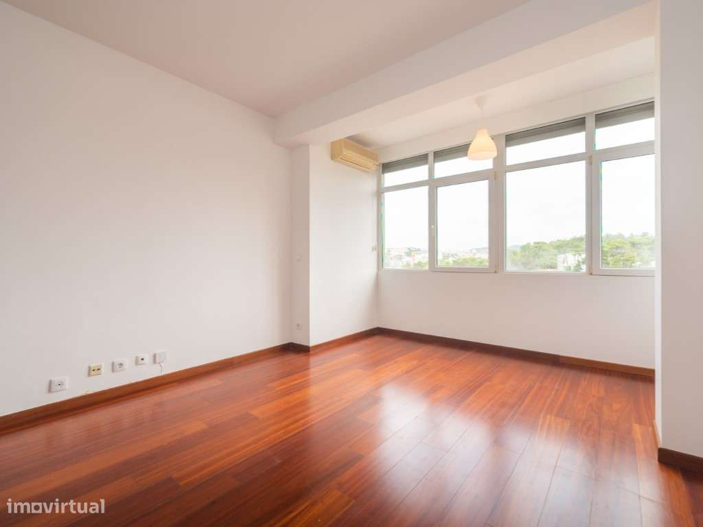 T1 Moderno com Vista Aberta. Natureza, Praia, Comboio e ótimos aces...-20