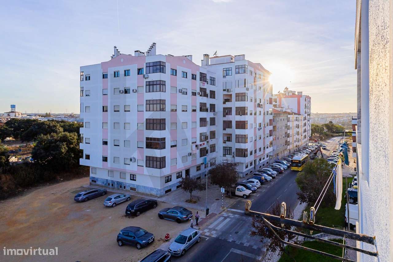 Apartamento T2+1 Muito Luminoso-  Arrentela-5