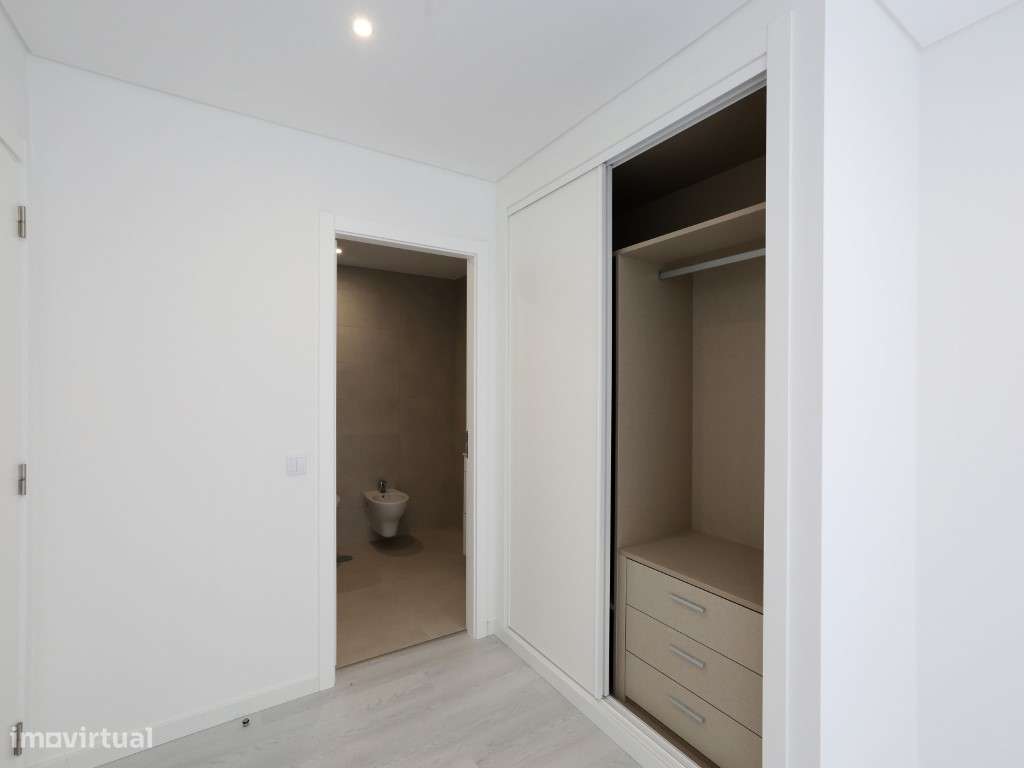 Fabuloso Apartamento T3 Novo com Vista de mar no Sítio Nazaré-24