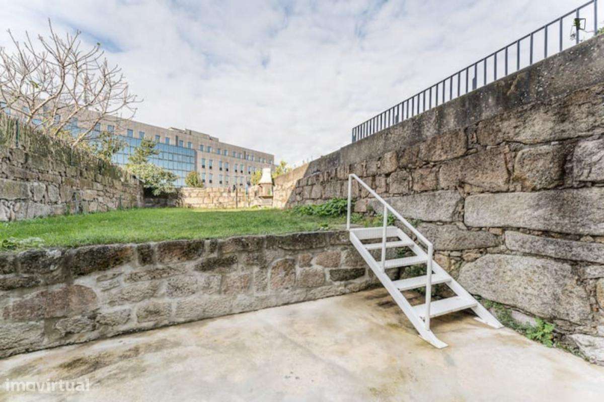 Estúdio - localizado em Cedofeita Porto - Grande imagem: 4/10