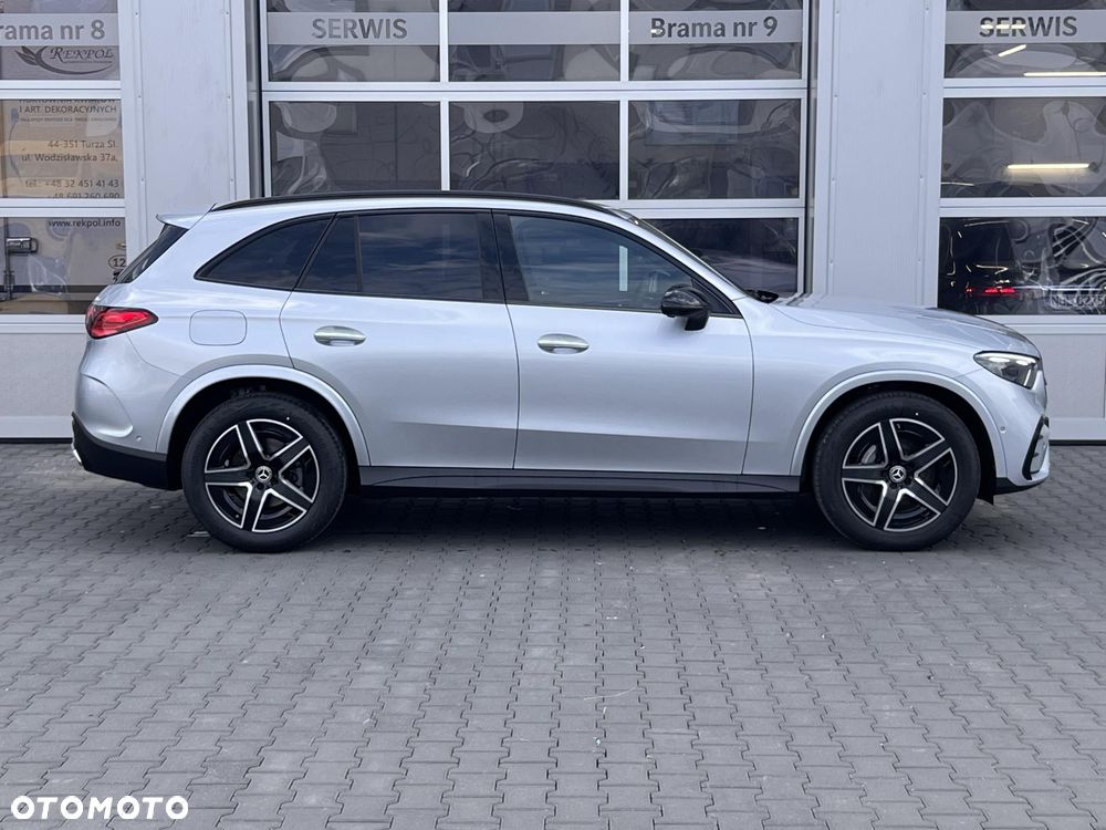 GLC 220d 4Matic, Linia AMG Premium Night, HAK