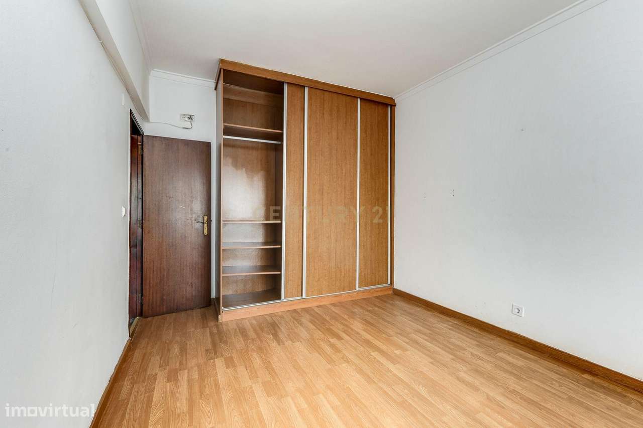 Apartamento T3 nas Paivas - Amora, junto ao Parque Urbano-11