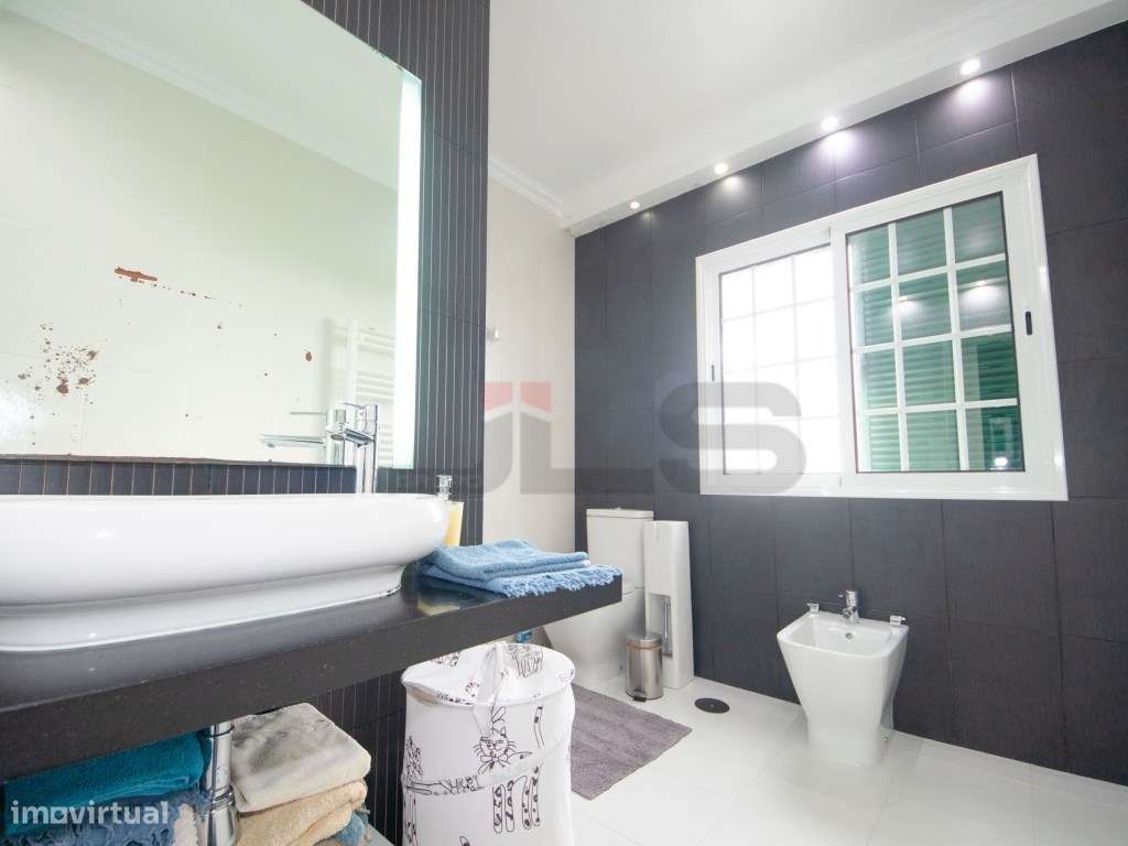 Moradia espaçosa nos Arrifes, Ponta Delgada-32