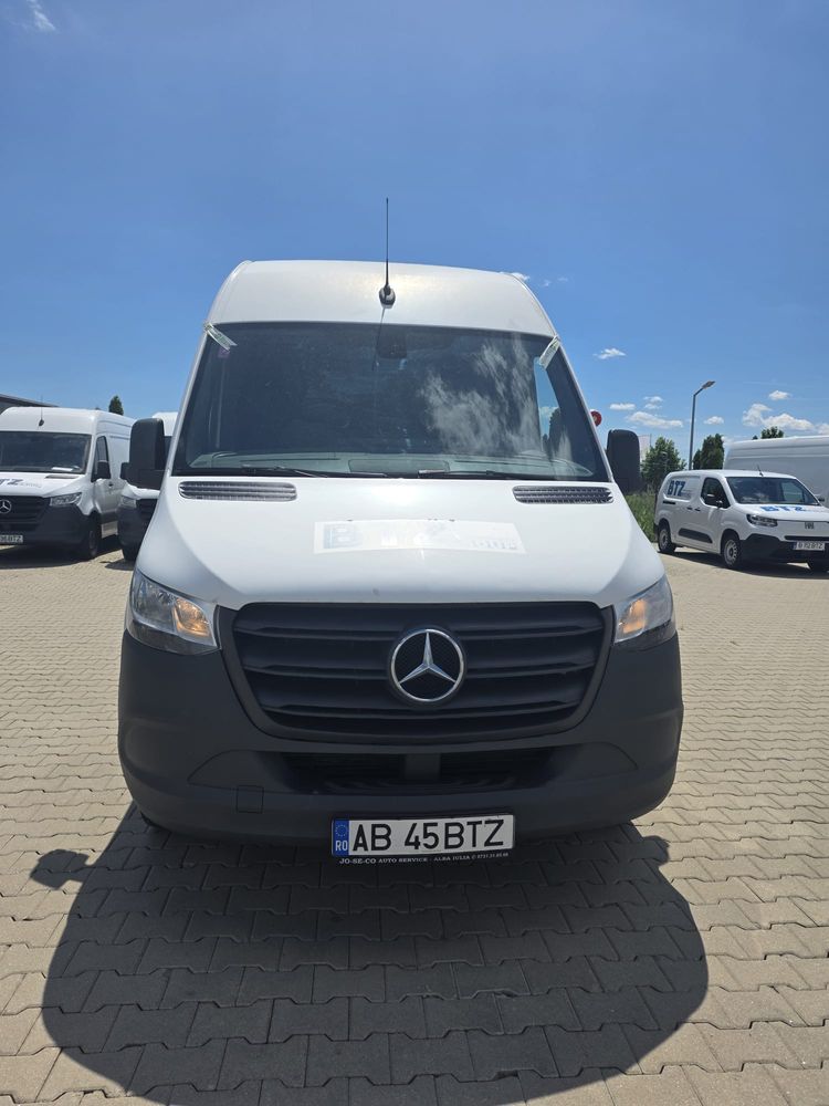 Mercedes-Benz Sprinter 2021