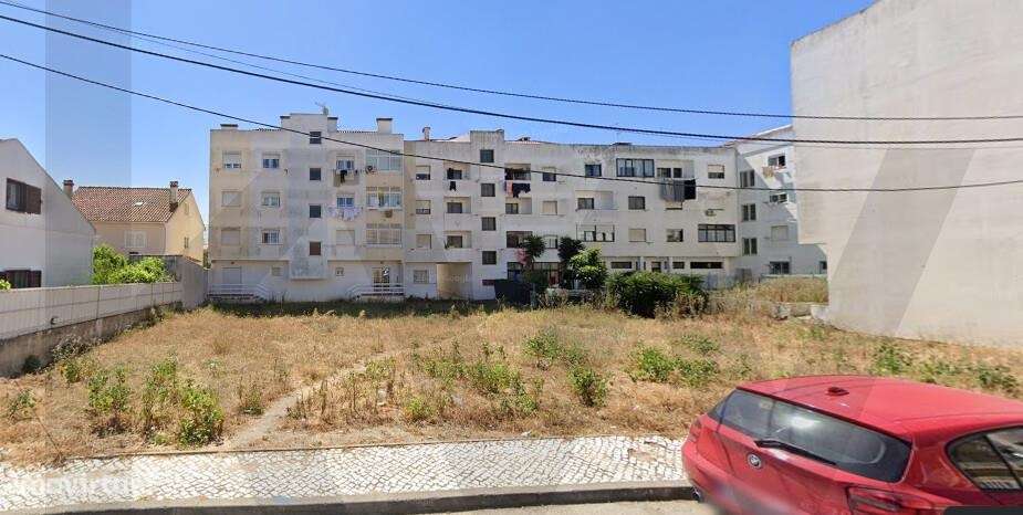 Construa 8 apartamentos na Quinta do Conde - Sesimbra - Grande imagem: 2/6