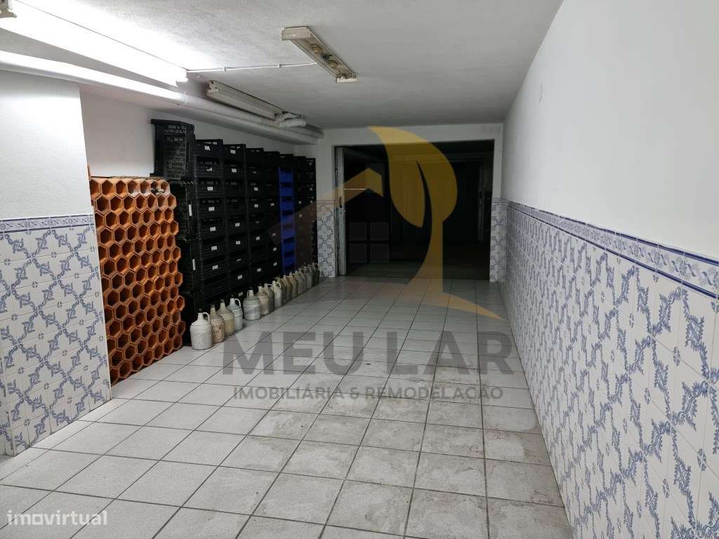 Garagem Box com 34m2-5
