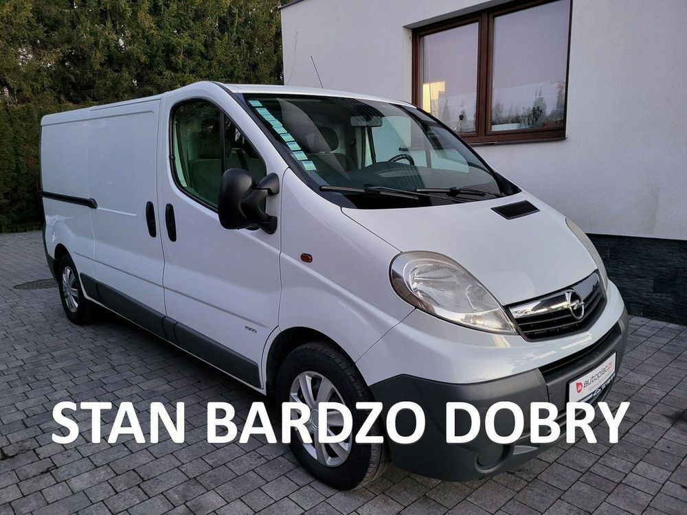 Opel Vivaro 2012