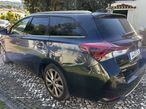 Toyota Auris Touring Sports 1.8 HSD Exclusive+Skyview - 10