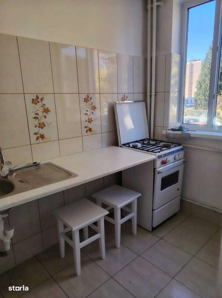 Garsoniera Strada Soarelui - zona Astra - cod 5211-0